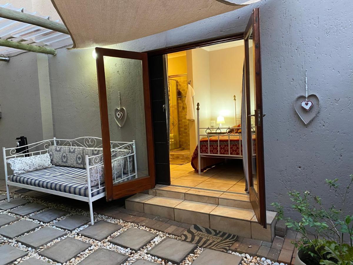Favour Hotel Pretoria Luaran gambar