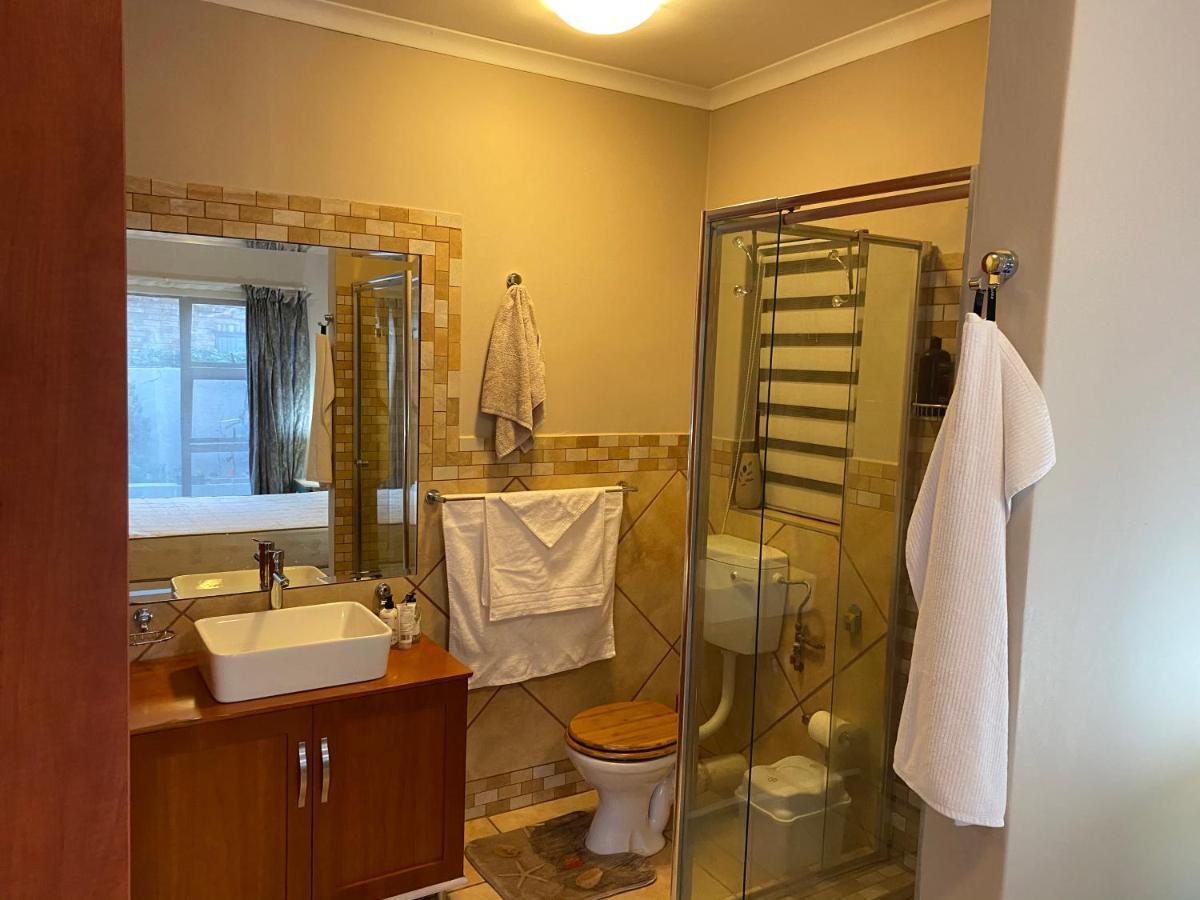 Favour Hotel Pretoria Luaran gambar