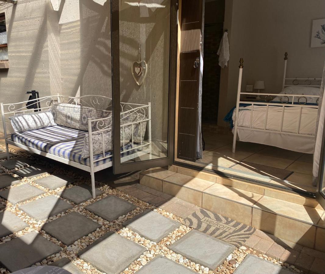 Favour Hotel Pretoria Luaran gambar
